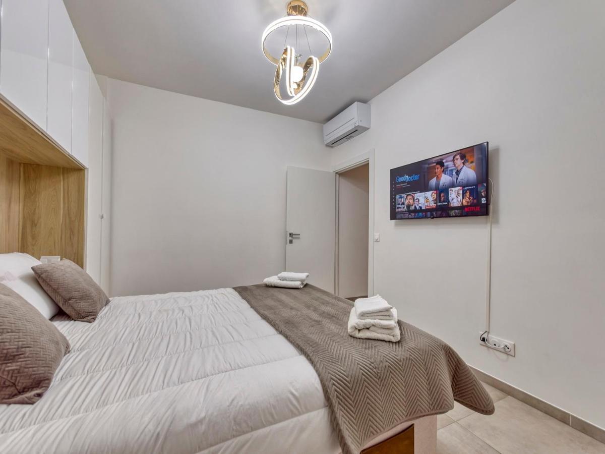 City Vibes, Indoor Parking, Breakfast & Air Conditioning Nice Exterior foto