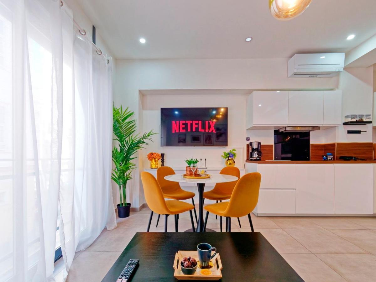 City Vibes, Indoor Parking, Breakfast & Air Conditioning Nice Exterior foto